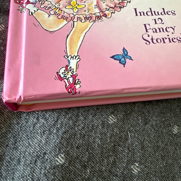 Kids Storybook Bundle - Picture 3 of 4